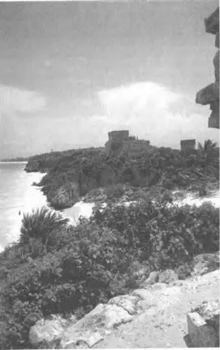 Тулум Восемь лет провели священник и матрос среди майя когда весной 1519 г в - фото 43