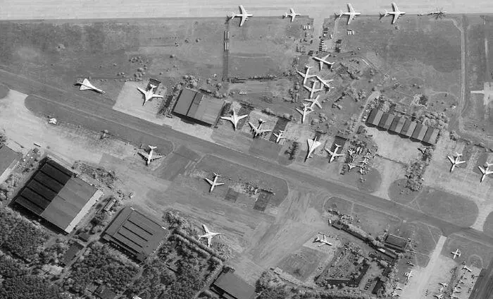 Рис 25 ЭРОСБ Фотография аэропорта Рис 26 Фото ImageSat Иранская - фото 29