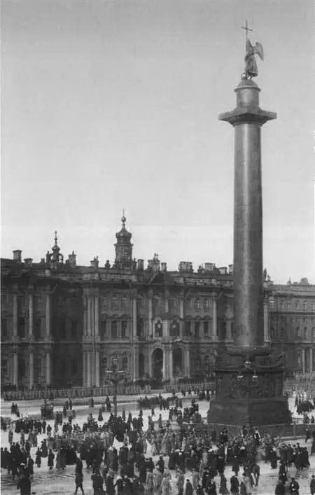 На Дворцовой площади в дни празднования 300летия Дома Романовых Фотография - фото 87