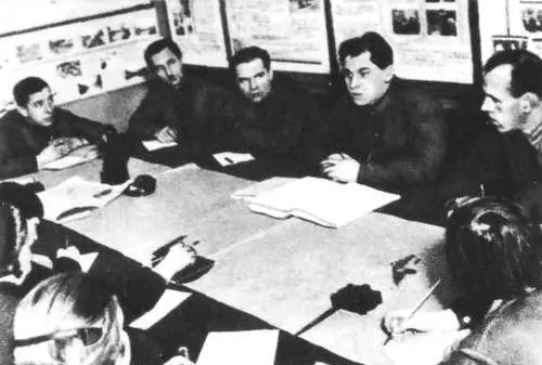 В 1936 году в связи с разукрупнением районов меня как и некоторых других - фото 17