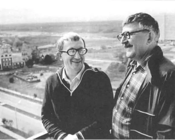 Дома у Аркадия Натановича 24 сентября 1983 г Москва Фото И Г Кочнева А - фото 50
