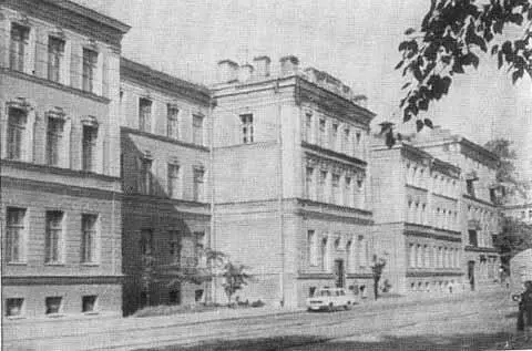 Дом Бехтерева в Петербурге на Каменном острове Здесь он жил с 1913 по 1927 - фото 36