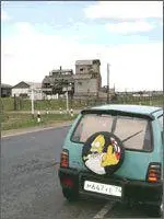 Главная достопримечательность деревни Париж Эйфелева башня в масштабе 16 - фото 302