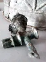 A еще пусть и не музыкальный инструмент водопроводный кран Практически точно - фото 338