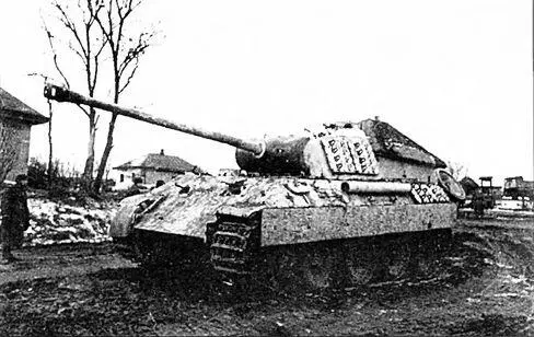 Тяжелый танк PzKpfwV Пантера из 5й танковой дивизии СС Викинг Боевая - фото 20