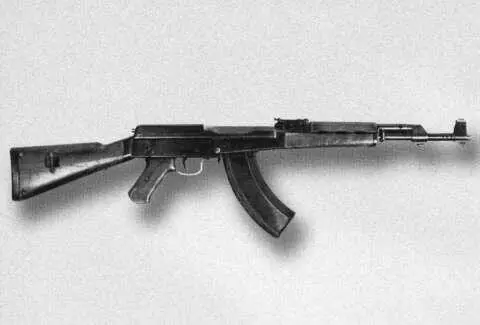 Опытный автомат конструкции М Т Калашникова АК46 1 1946 г В опытном - фото 14