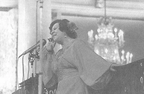 На юбилейном концерте в Колонном зале 10 апреля 1976 г Новый год в ЦДРИ - фото 26