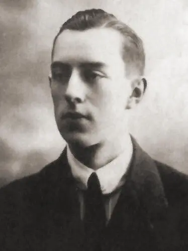 Иллюстрация На фото Аркадий Александрович Столыпин Начало 1910х гг А - фото 2