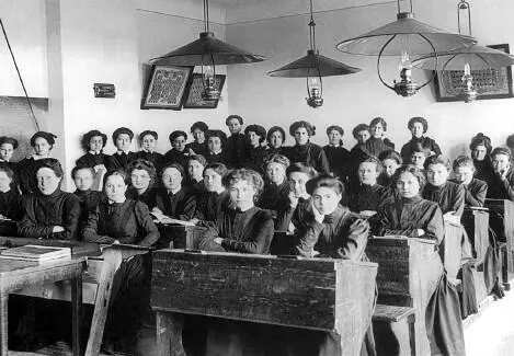Слушательницы женской учительской семинарии 1902 г Фотография из коллекции М - фото 267