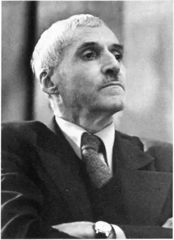 Константин Михайлович Симонов Лев Абрамович Кассиль 1960е гг Михаил - фото 40