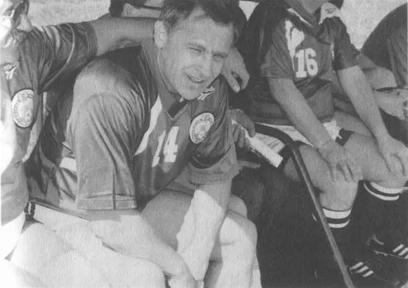 Футбол давняя любовь Встреча в Доме журналиста с Валентиной Терешковой 1994 - фото 44