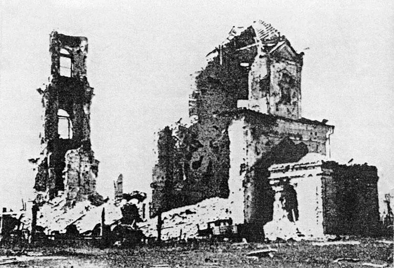 Церковь в г Белом разрушенный символ города Март 1943 г Ясно уже с 20х - фото 96