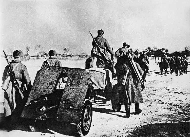 На другую позицию Весна 1943 г В марте продолжались военные действия на - фото 113