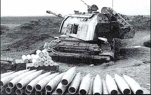 Самоходная 152мм гаубица 2С19 Мста на огневой позиции в Чечне В мире - фото 282