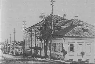 Вятка Гимназия где в 18691873 гг учился К Э Циолковский Благодаря добрым - фото 9
