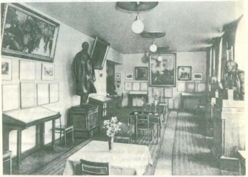 В этой комнате Музея В И Ленина в декабре 1905 года под руководством В И - фото 61