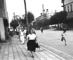 Воздушная тревога в Пхеньяне 1951 г После окончания войны ситуация в которой - фото 13