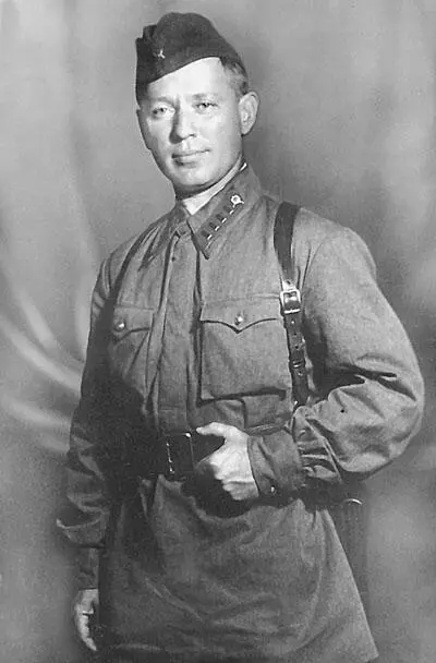 М А Шолохов на фронте 1941 г Кощунственные несправедливые слова И - фото 10