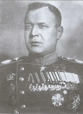 Командующий ВВС Главный маршал авиации А А Новиков Авиаконструктор А С - фото 13