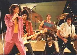 Rolling Stones продолжали оставаться enfants terribles несносными детьми - фото 82