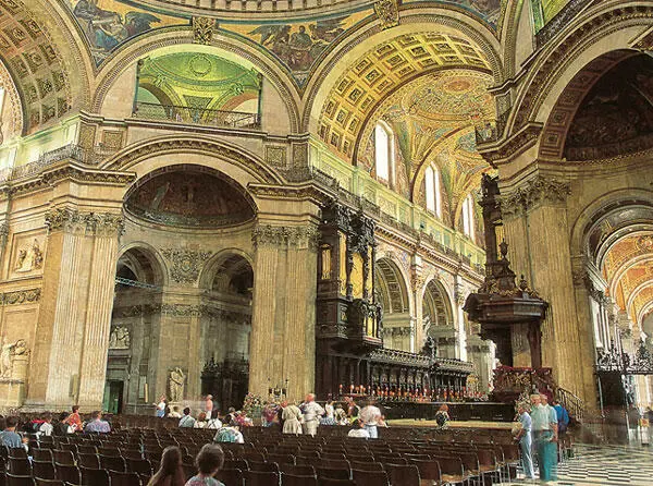 Монументальные интерьеры собора Св Павла За те 36 лет в течение которых шли - фото 26