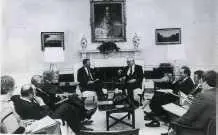 Переговоры с президентом США с участием советников Дж Шульц ДРиган Дж - фото 19