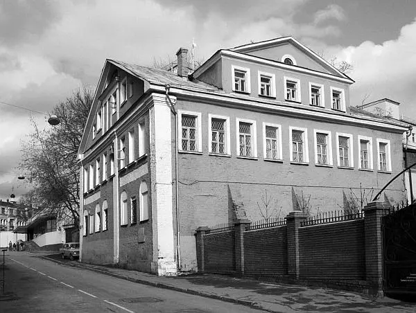 Палаты Шуйских Только вот и чудо из чудес не спасло монастырь от разрушения - фото 17