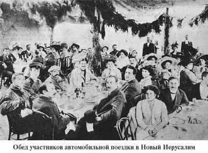 Покупателям попроще предлагали сверхлегкие двухместные автомобили называвшиеся - фото 111