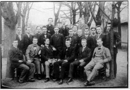 К Аденауэр со студентами своего курса 18961897 гг К Аденауэр и Эмма Вейер - фото 7