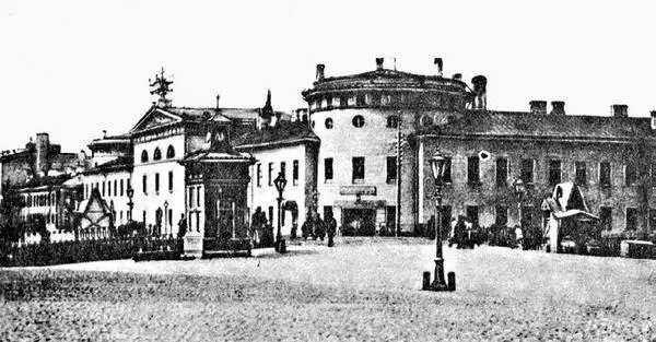 Литовский замок 1901 г Тюремный двор шириною в 6 сажен в круге внутренней - фото 93