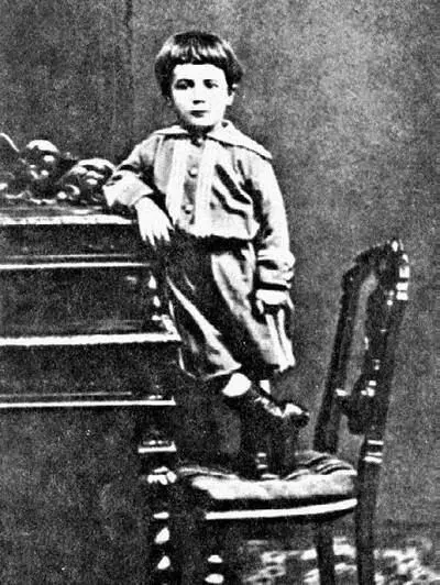 А Бенуа пяти лет 1875 г В специальных ящиках и на витринах лежали пряники - фото 121