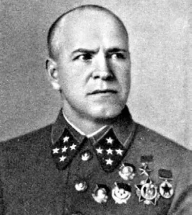 Командующий Ленинградским фронтом Г К Жуков Деревянные танки стали только - фото 159