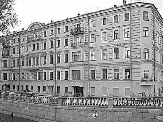 Дом 7 2006 г Это в частности относится и к ансамблю из трех домов - фото 199