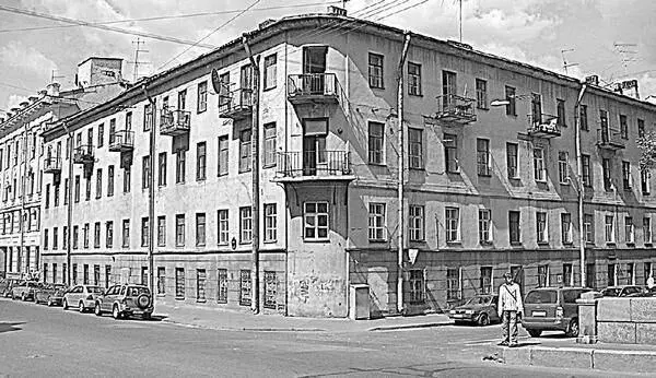 Дом 11 2006 г Владельцем участка был купец второй гильдии Брагин - фото 202