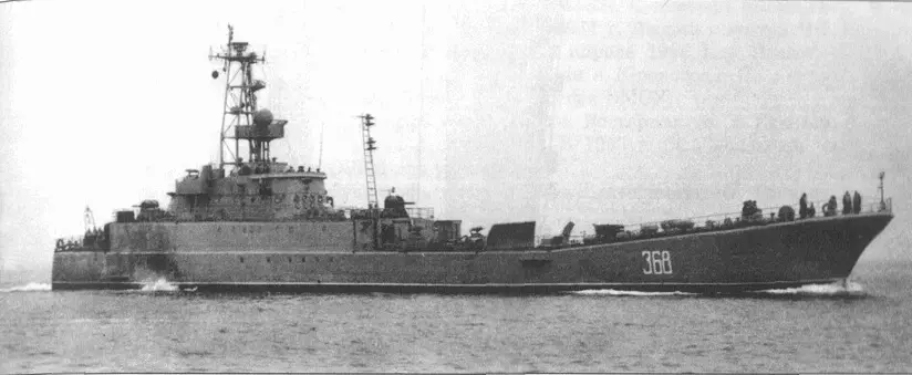СДК пр 773 Средний десантный корабль пр 773 разработан в Польше по ТТЗ ВМФ - фото 25