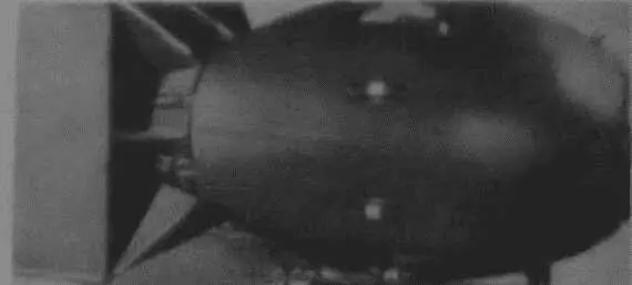 Атомная бомба ТолстякЕю взорвали Нагасаки Атомная бомба МалышЕе - фото 86