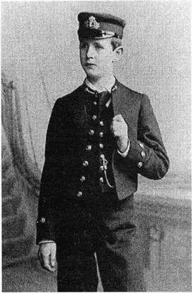 Э Каннингхэм в юности в 1897 г будучи кадетом вверху в 1900 г с отцом - фото 3