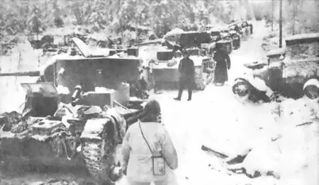 Уничтоженная советская танковая колонна Карелия Январь 1940 г Мир по - фото 24