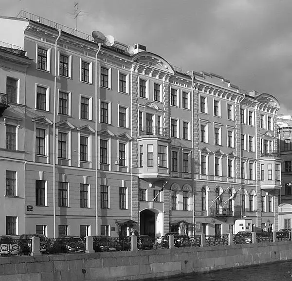 Дом 11 по набережной реки Мойки Современное фото Особняк придворного - фото 187