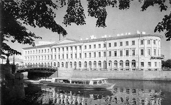 Второй Садовый мост Дом Адамини В 1876 году в створе проезда через Марсово - фото 20