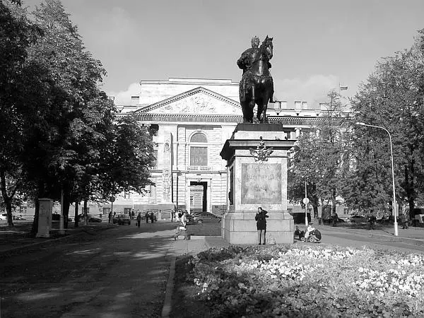 Памятник Петру I 20 ноября 1800 года отвечающий за всю работу помощник - фото 78