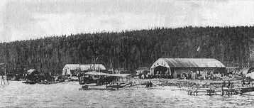 Английская авиабаза у Медвежьей горы Июнь 1919 г Канонерская лодка Какстон - фото 117
