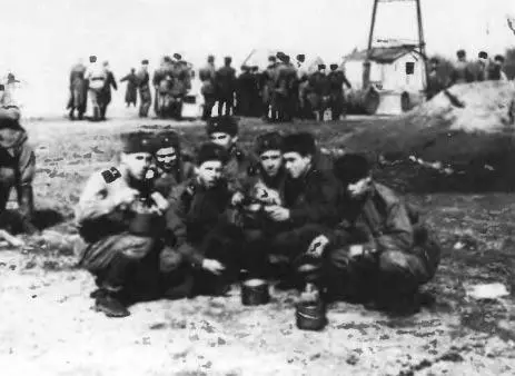 Они были первыми кто строил ракетнокосмический полигон Март 1956 г - фото 21