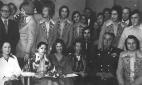 Ансамбль Самоцветы на Байконуре 1976 г Илья Матвеевич Гурович - фото 65