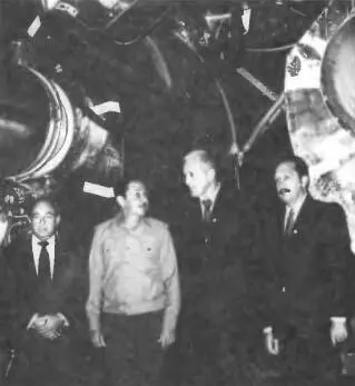 Делегация Республики Куба в МИКе на 2й площадке Сентябрь 1980 г Рауль - фото 192