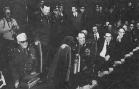 На подъемнотранспортном устройстве СК 110й площадки Апрель 1988 г В - фото 202