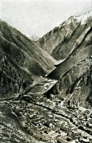 Город Дацзянлу на окраине Тибета Г Н Потанин 1910 г Александра - фото 42