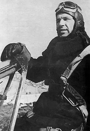 Командир 154го ИАП майор А А Матвеев Январь 1942 г Летчики 154го АИП - фото 9