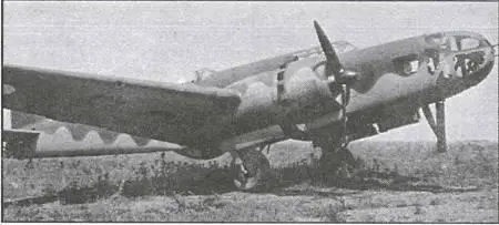 МБ 131 на аэродроме весной 1940 г хорошо виден трап для посадки экипажа - фото 28