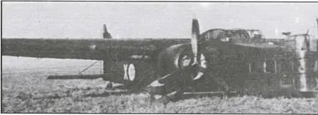 Май 1940 г МВ200 подломавший шасси на полевом аэродроме МВ200 во время - фото 61